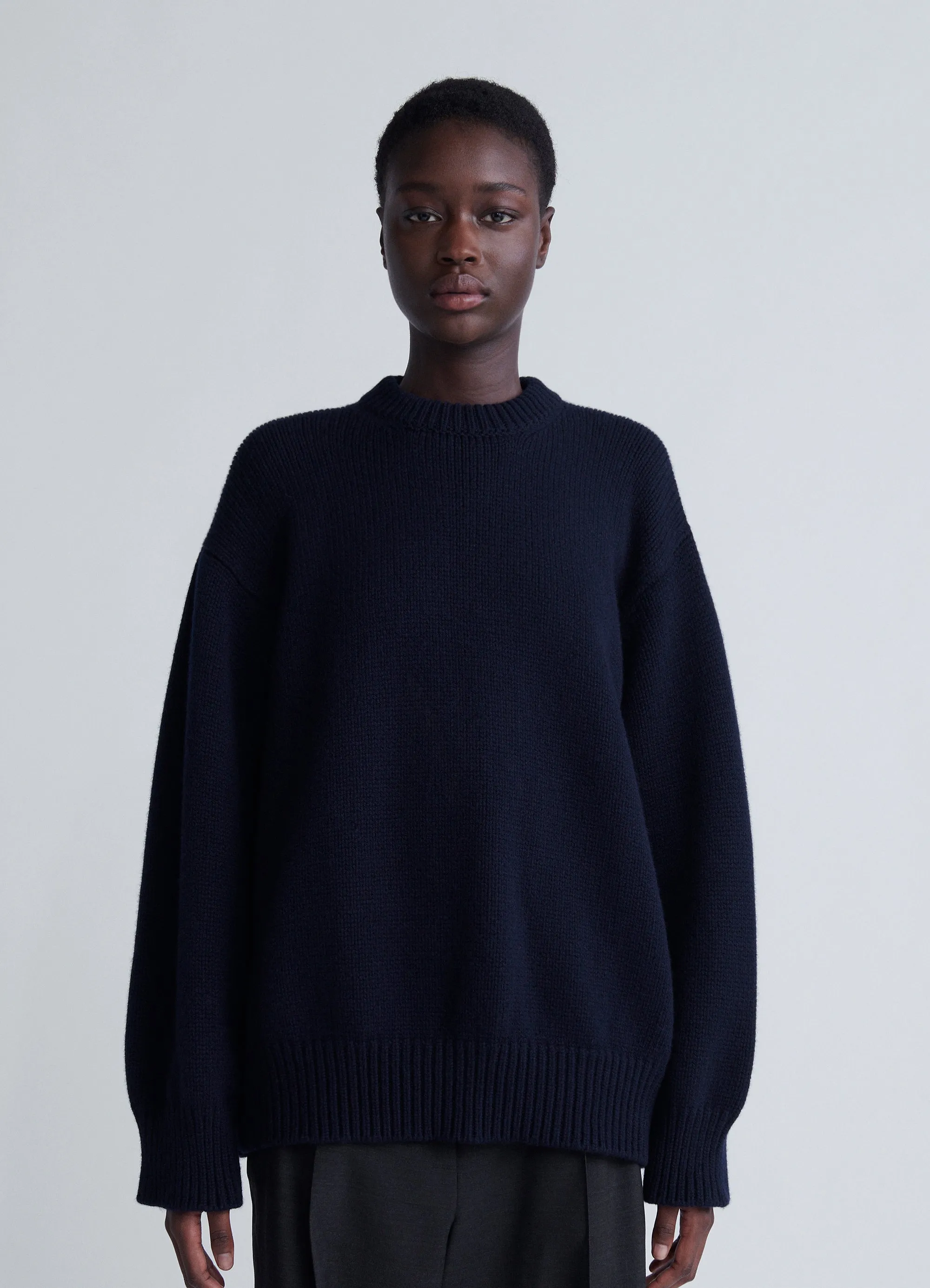Caragh Chunky Crewneck in Navy