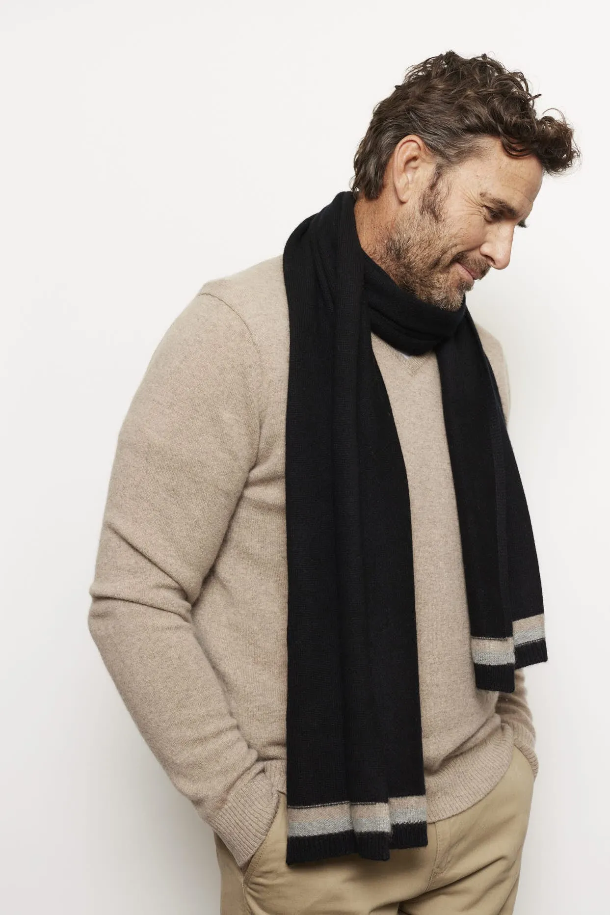 Charlie Cashmere Scarf in Black