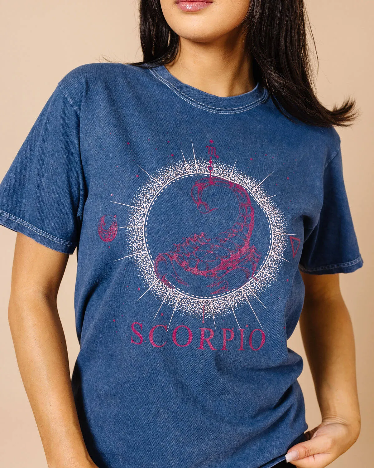 Scorpio Zodiac Graphic Crew T-Shirt | S-3XL