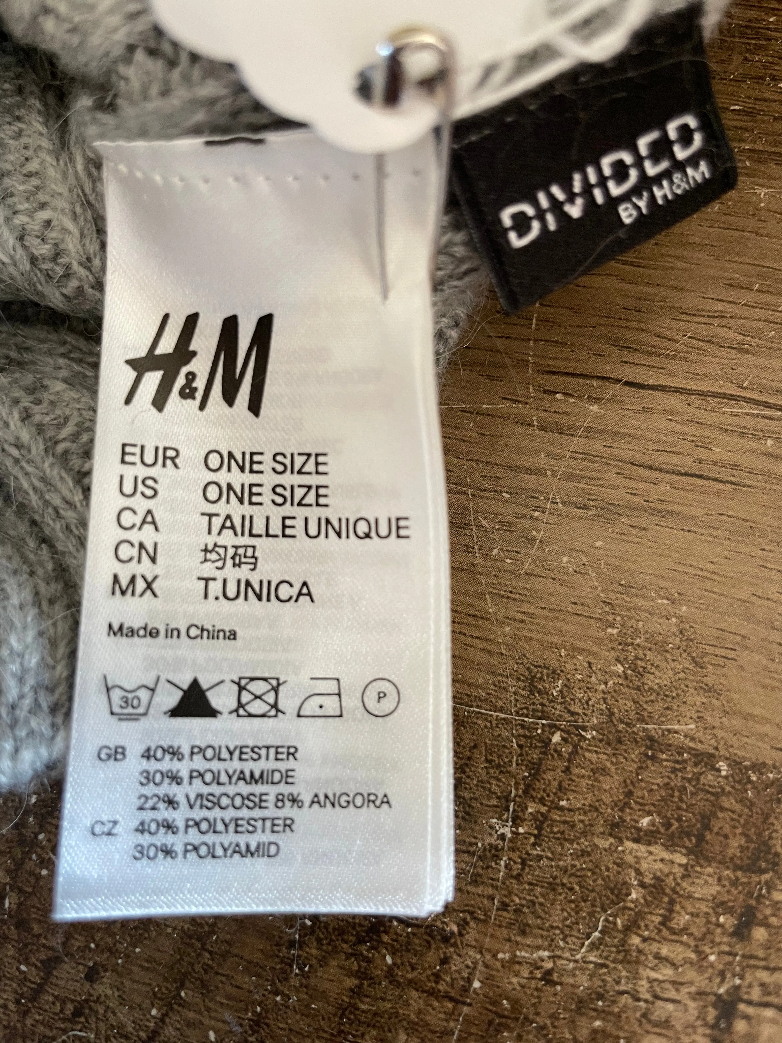 Womens/Juniors Lightweight Heather Gray Winter Beanie Stocking Hat Cap by H&M DIVIDED One Size