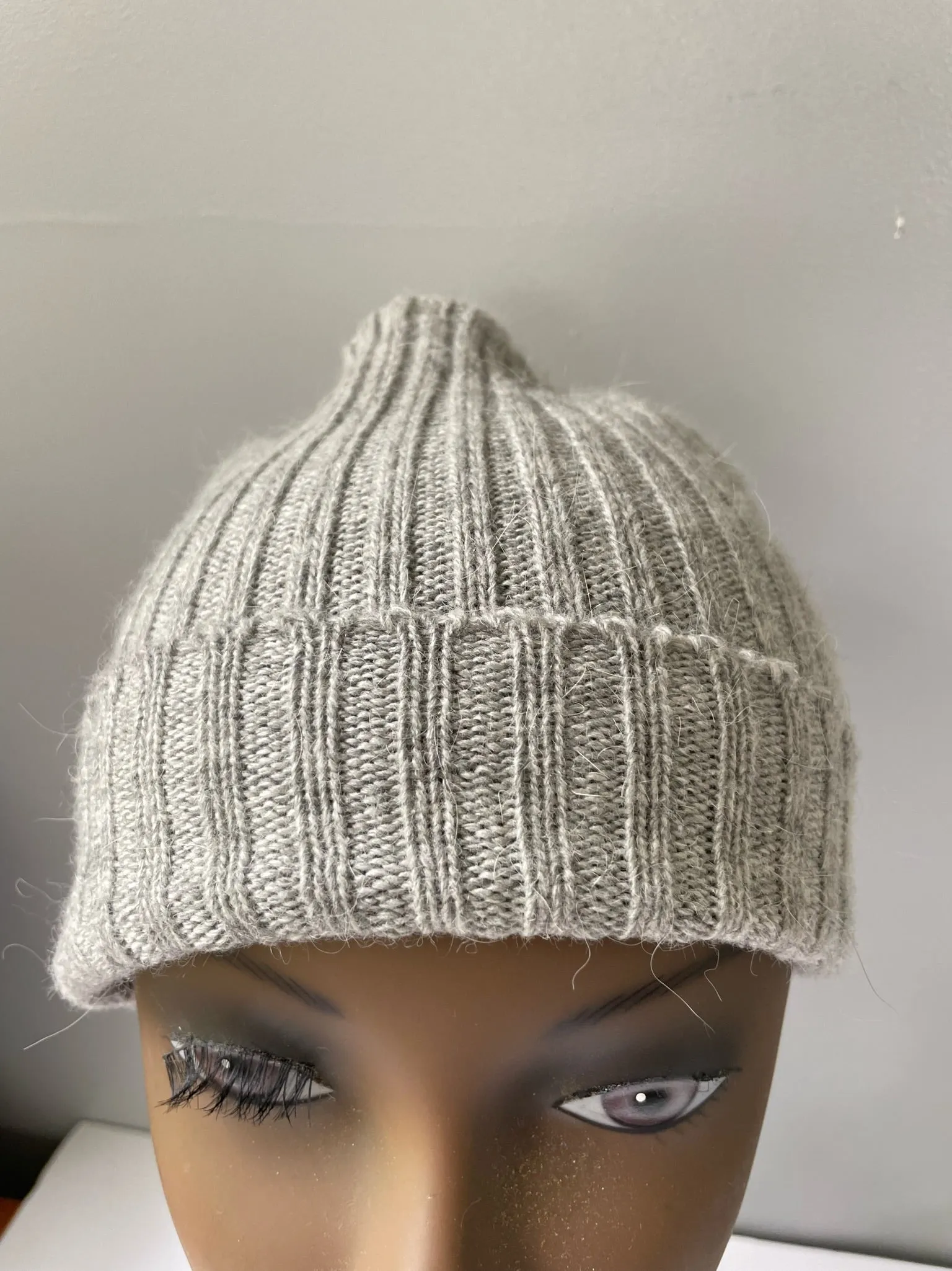 Womens/Juniors Lightweight Heather Gray Winter Beanie Stocking Hat Cap by H&M DIVIDED One Size